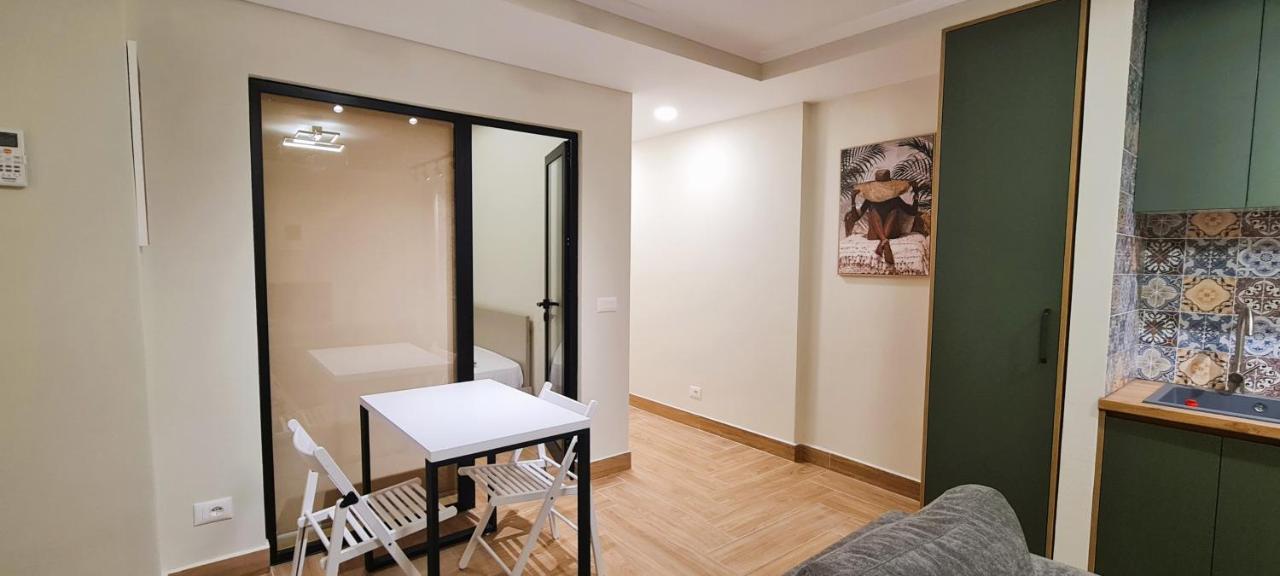 2V1 - Center Apartment 4 地拉那 外观 照片