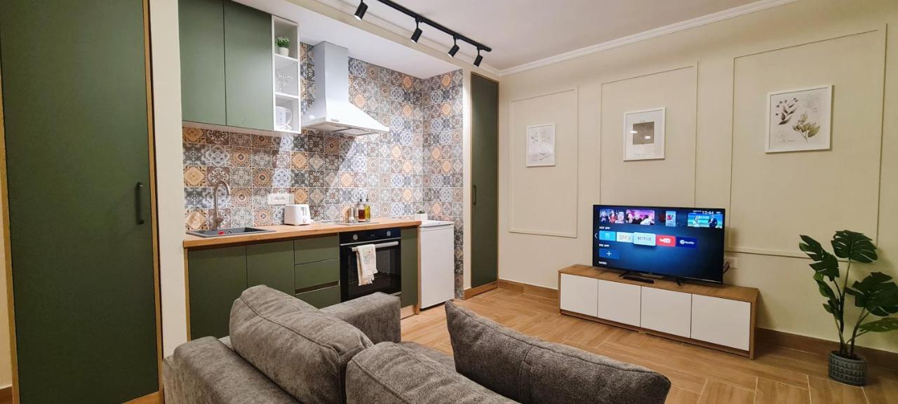 2V1 - Center Apartment 4 地拉那 外观 照片