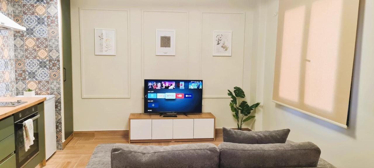 2V1 - Center Apartment 4 地拉那 外观 照片