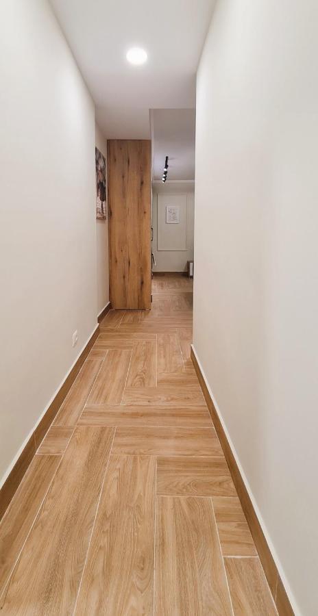 2V1 - Center Apartment 4 地拉那 外观 照片